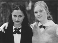 julia stiles, rain phoenix, O